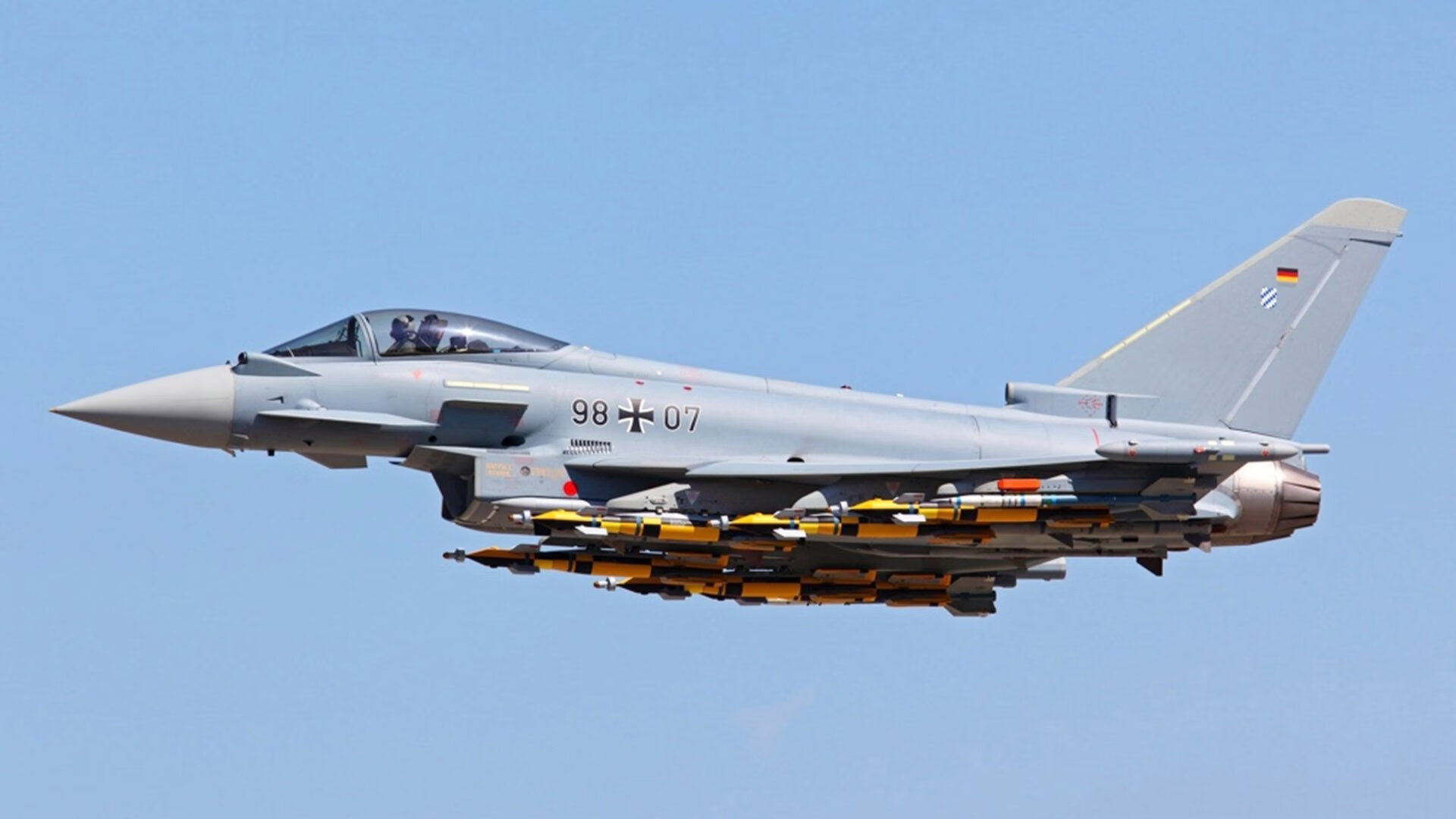 九游游戏中心-弗莱堡主场战平，德甲积分继续累积，弗莱堡对拜仁直播